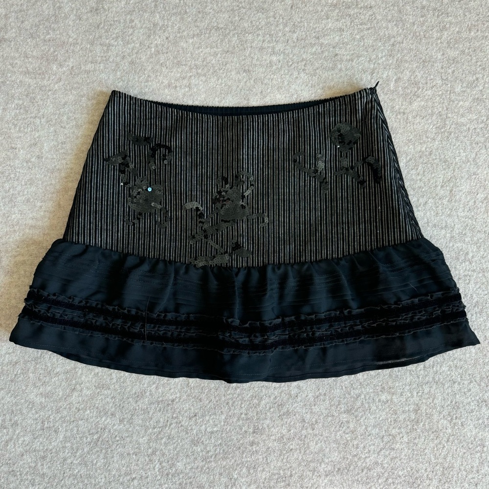 Morgan de toi mini black ruffle top with floral sequins